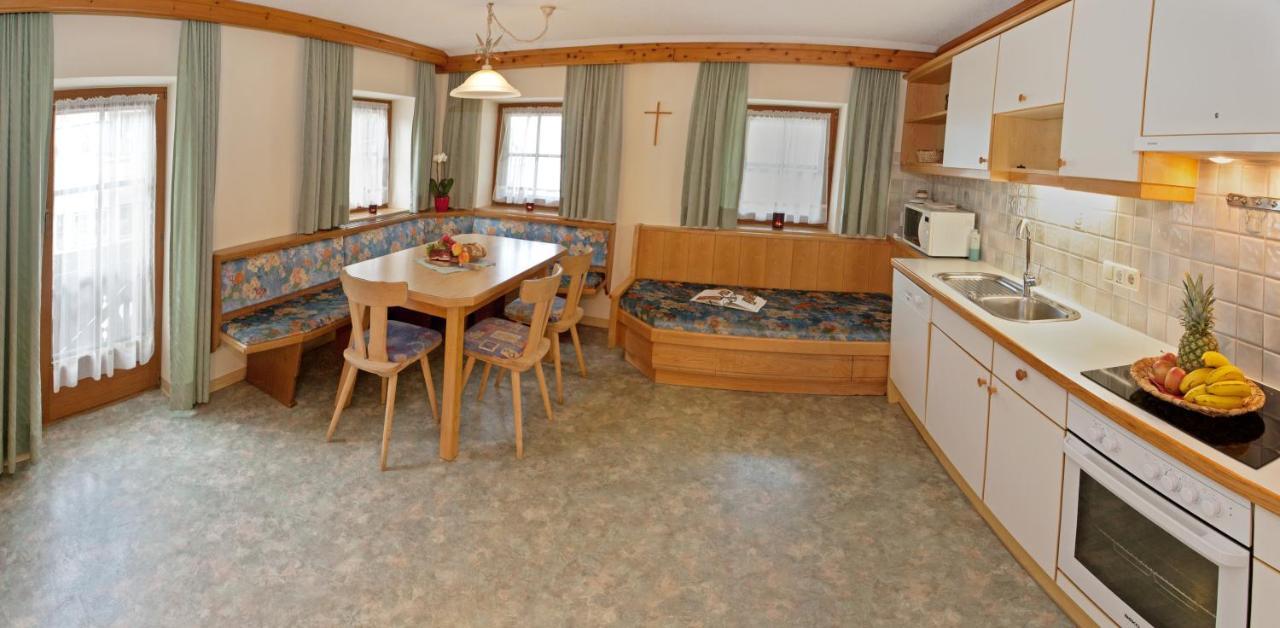 Appartement Mox Тукс Екстериор снимка