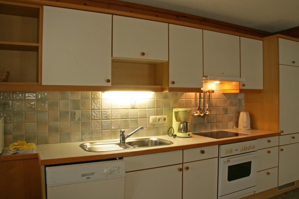 Appartement Mox Тукс Екстериор снимка